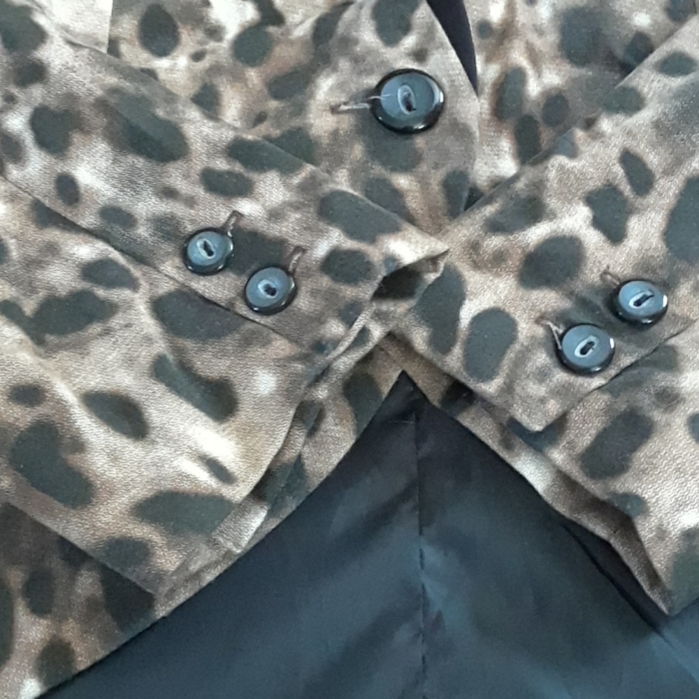 Anthro Silence + Noise animal print blazer sz M - Picture 3 of 8